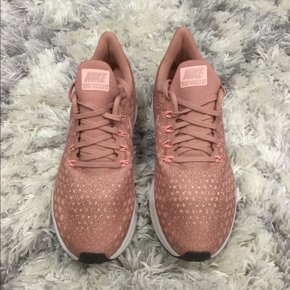 Wmns Nike Air Zoom Pegasus 35 - Picture 2 of 7